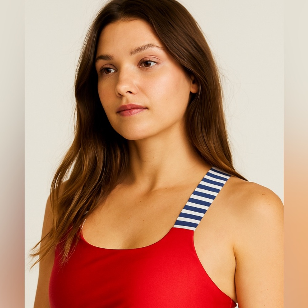 Varsity Spirit Sports Bra‎ Small Red Blue And White Stripes On Shoulder